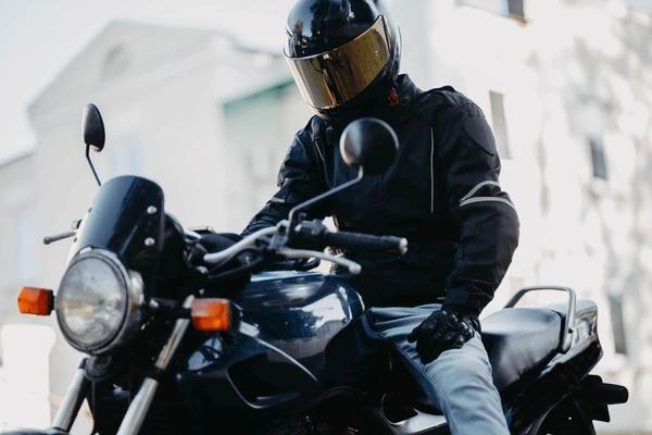 Izgled vara: kako prepoznati moto opremu koja stvarno štiti
